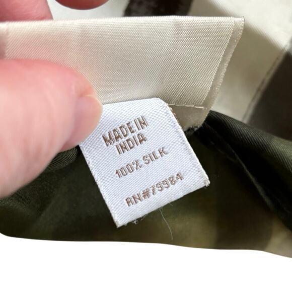 Chico’s silk scarf wrap shawl khaki green & white mod abstract stripes fringe - Picture 5 of 13